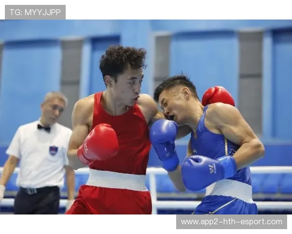 拳击冠军赛出现世纪重拳,对手直接倒地不起