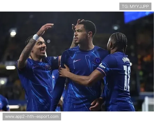 切尔西未能克服卡拉巴赫，2-2战平，球队陷入困境，切尔西绝杀巴萨