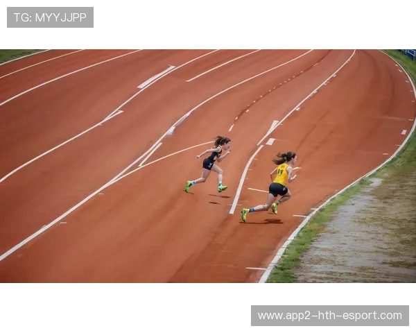 运动员拼命冲刺一秒：刷新纪录的“感动时刻”！