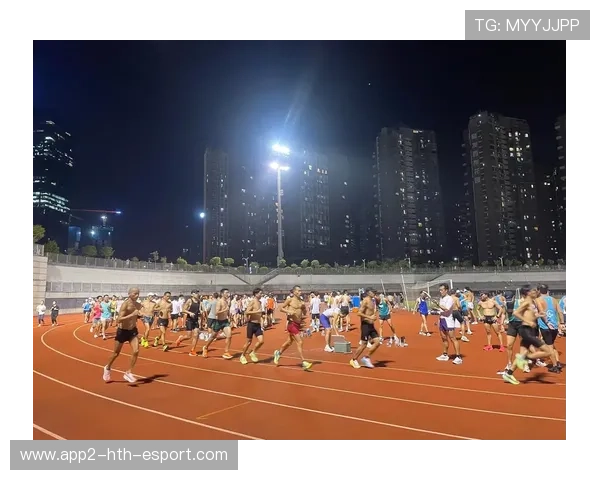 长跑邀请赛：肯尼亚运动员再破纪录，赛场火爆！，肯尼亚长跑运动员有谁